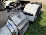 4 Underbody - Truck with 