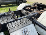 4 Underbody - Truck with 