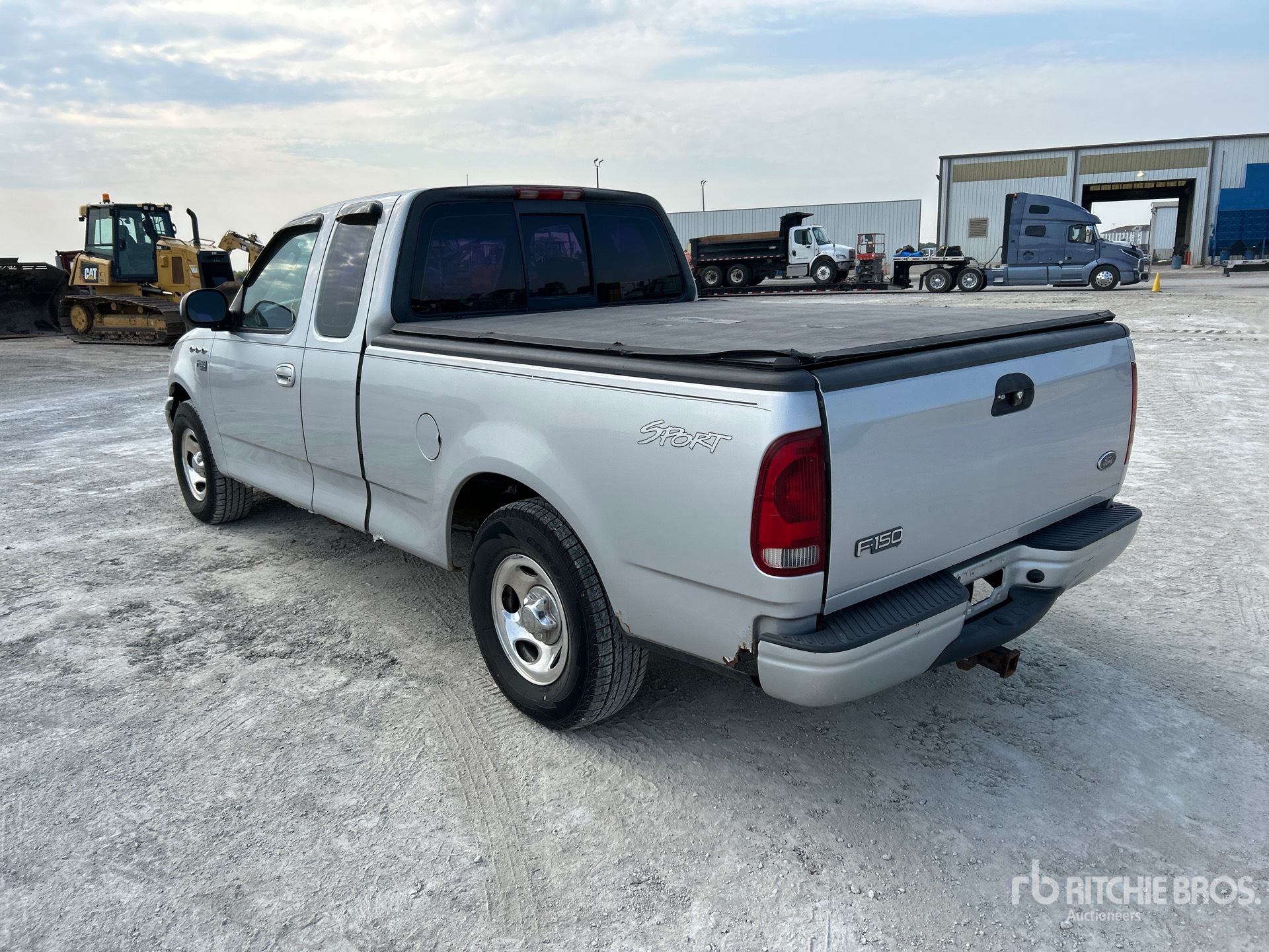 General Appearance with Picture, Left Rear Corner