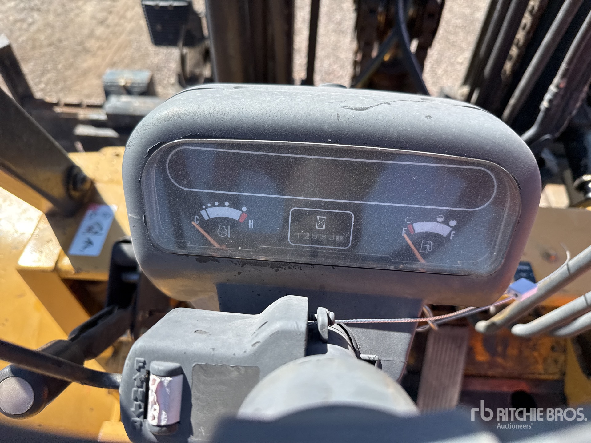 General Appearance with Hour Meter / Odometer