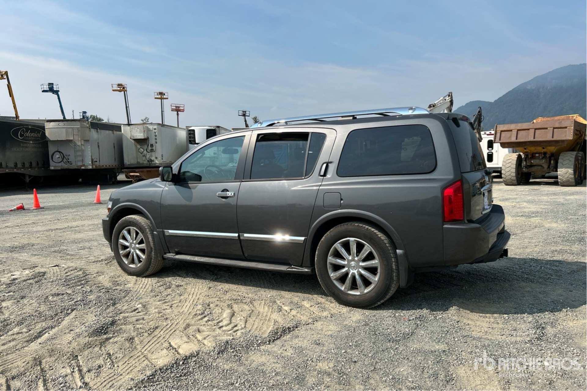 General Appearance with Picture, Left Rear Corner