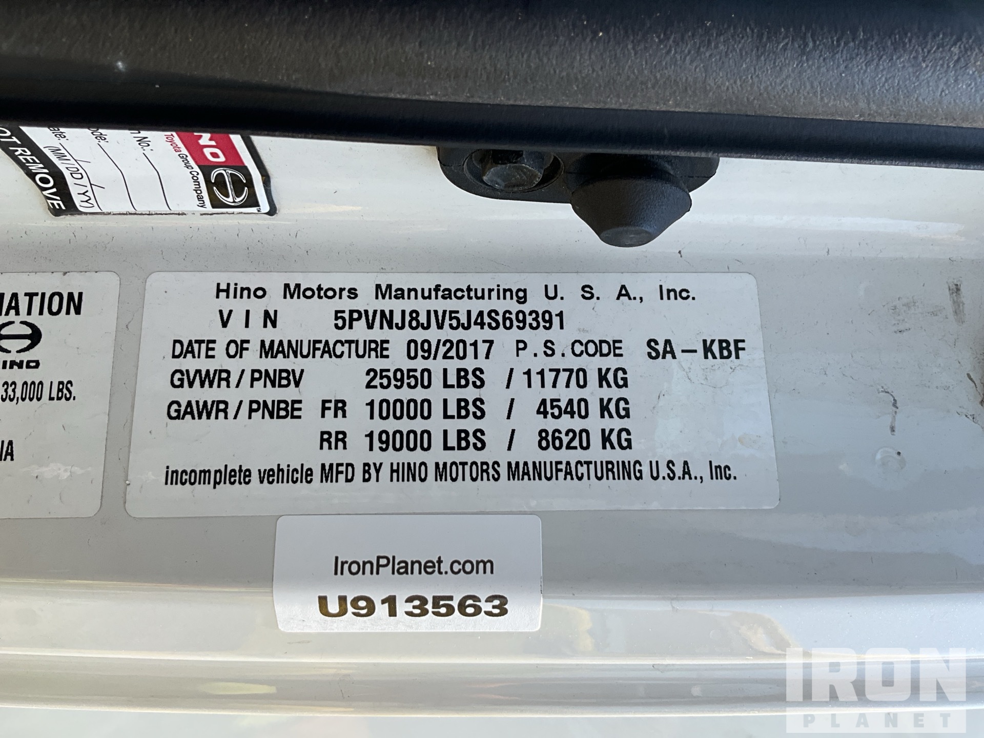 General Appearance with Serial Number / VIN