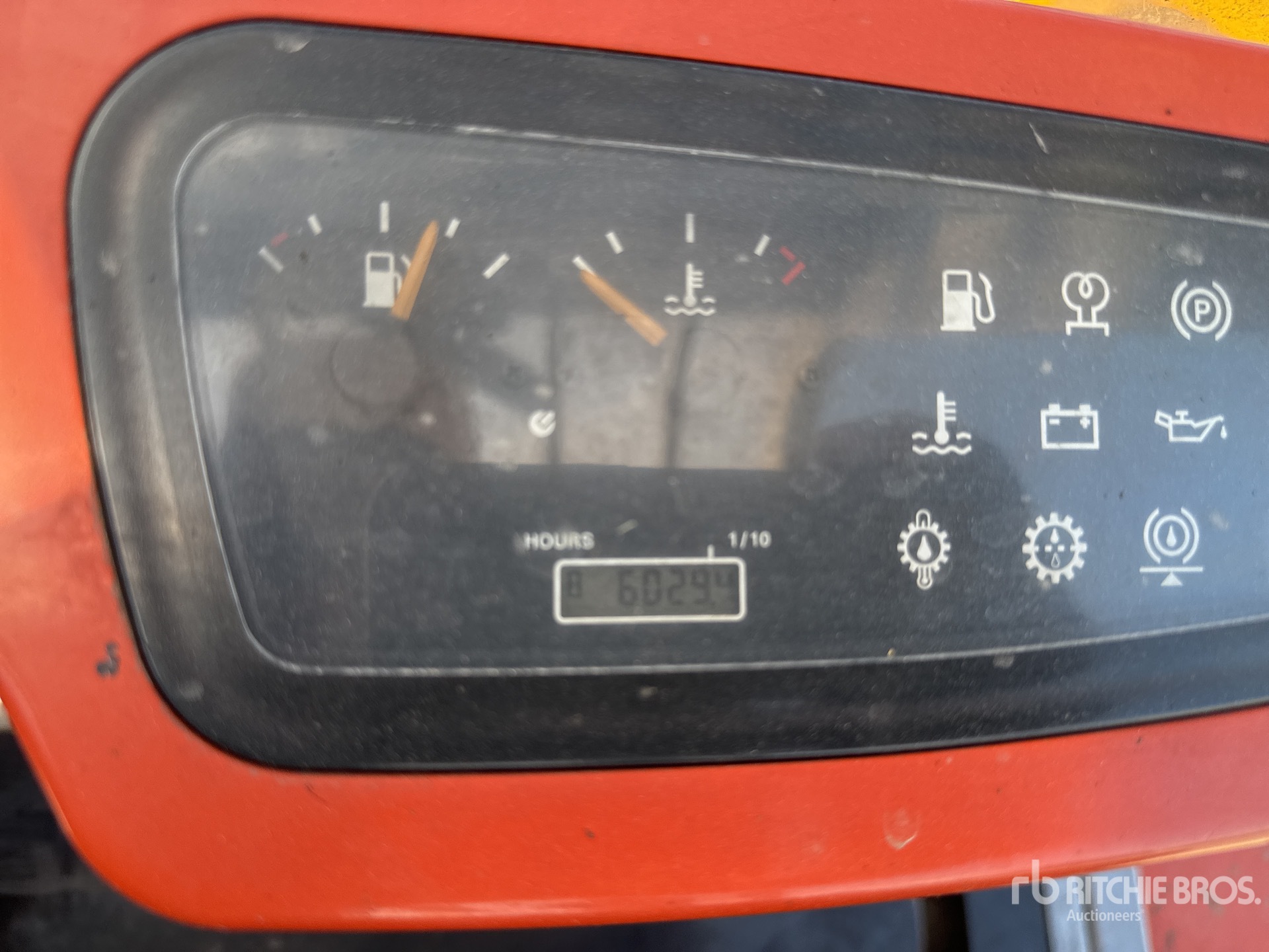 General Appearance with Hour Meter / Odometer