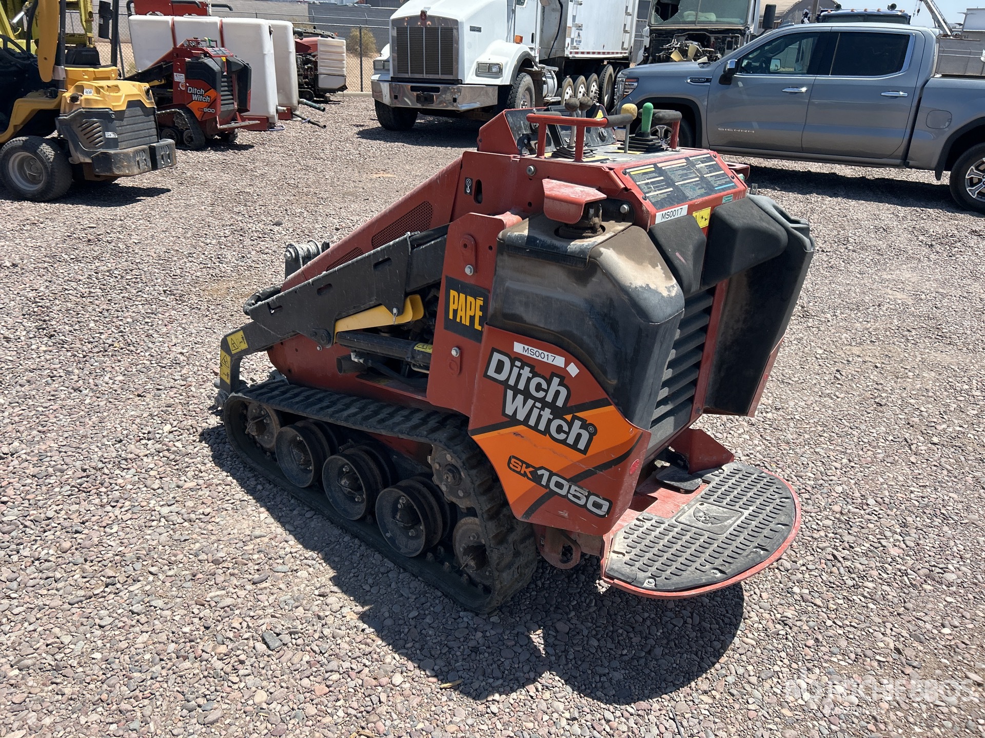 General Appearance with Picture, Left Rear Corner
