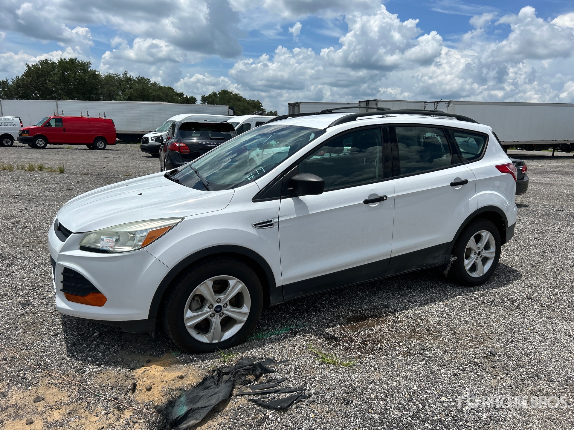 General Appearance with Picture, Left Front Corner