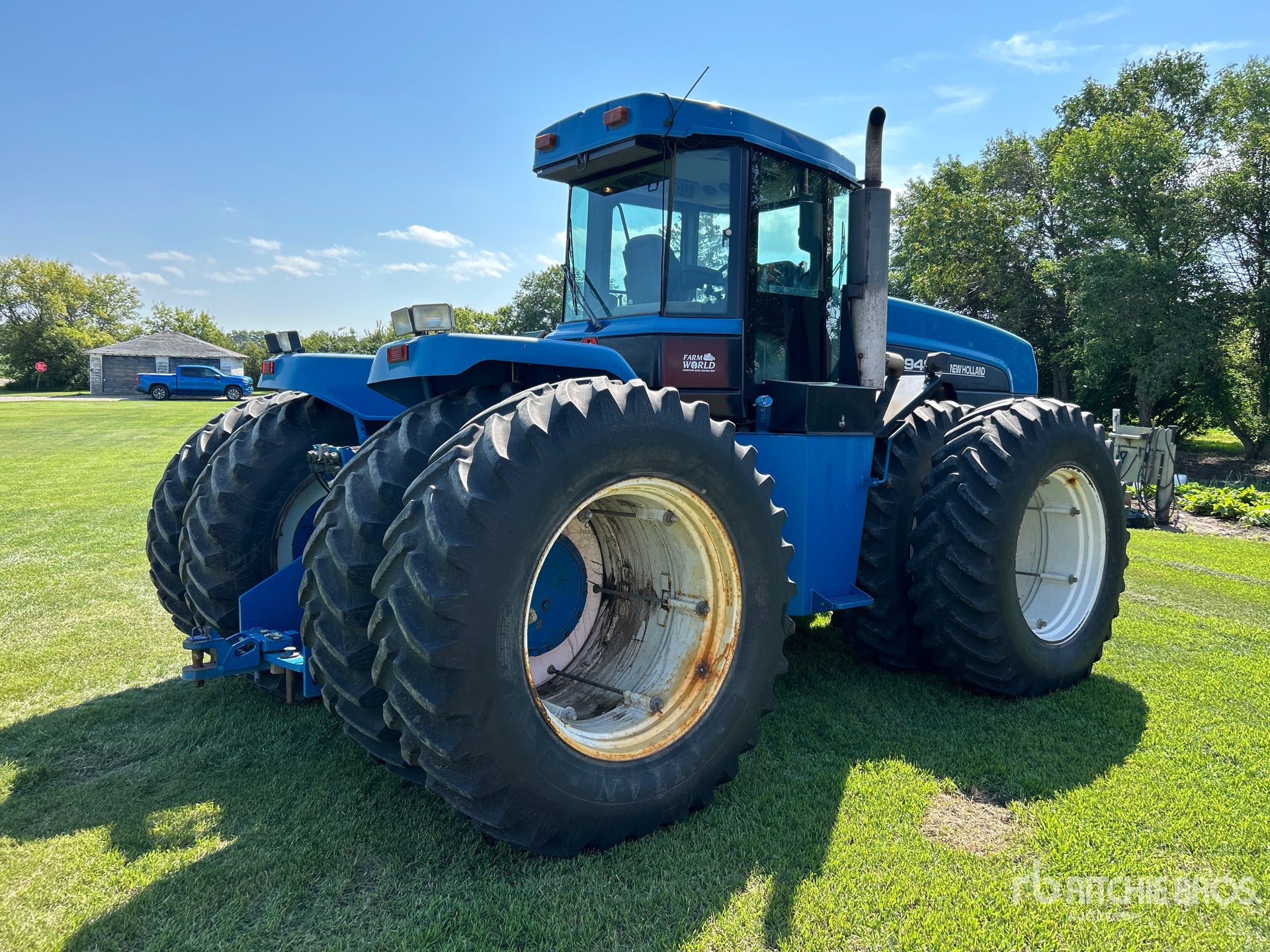 General Appearance with Picture, Right Rear Corner