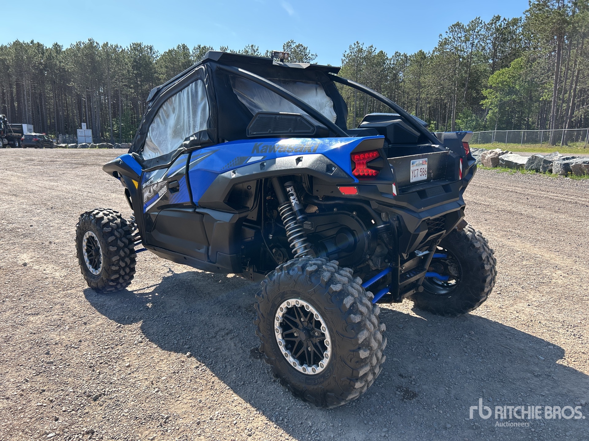 General Appearance with Picture, Left Rear Corner