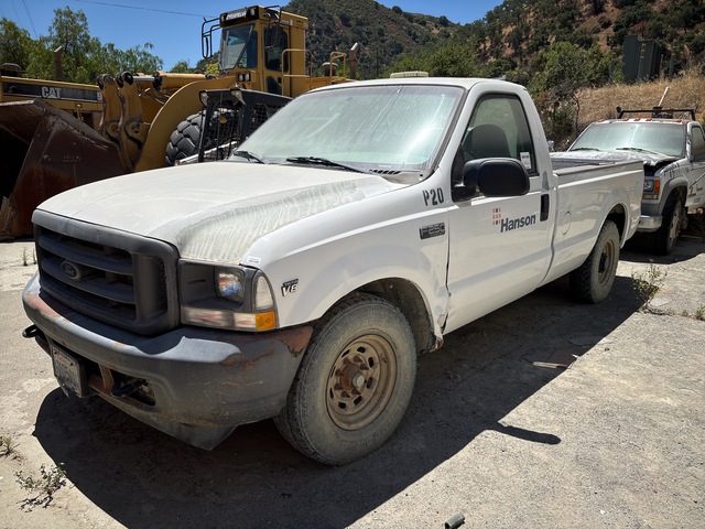 2002 Ford F-250 XL 4x2 Pickup