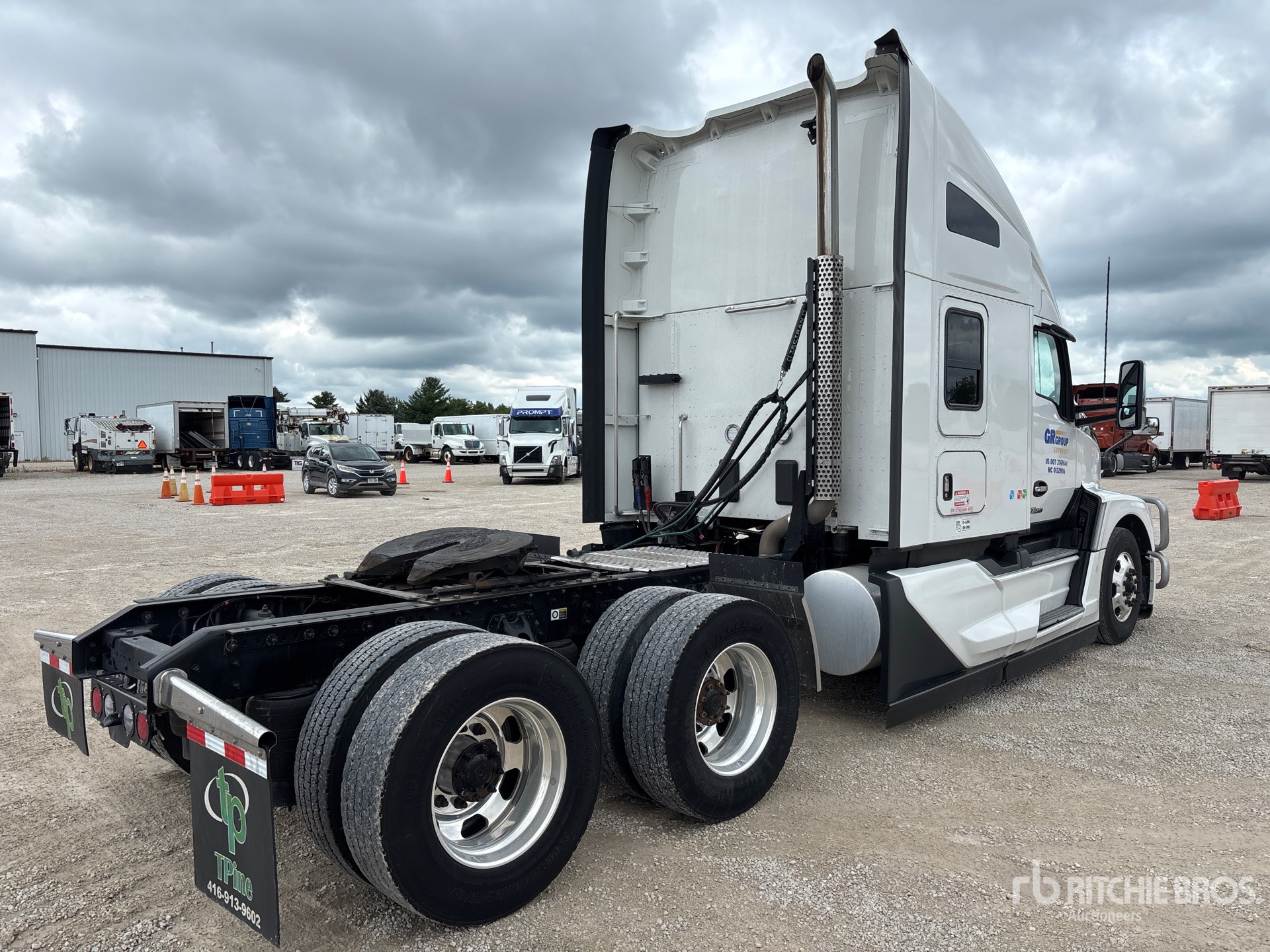 General Appearance with Picture, Right Rear Corner