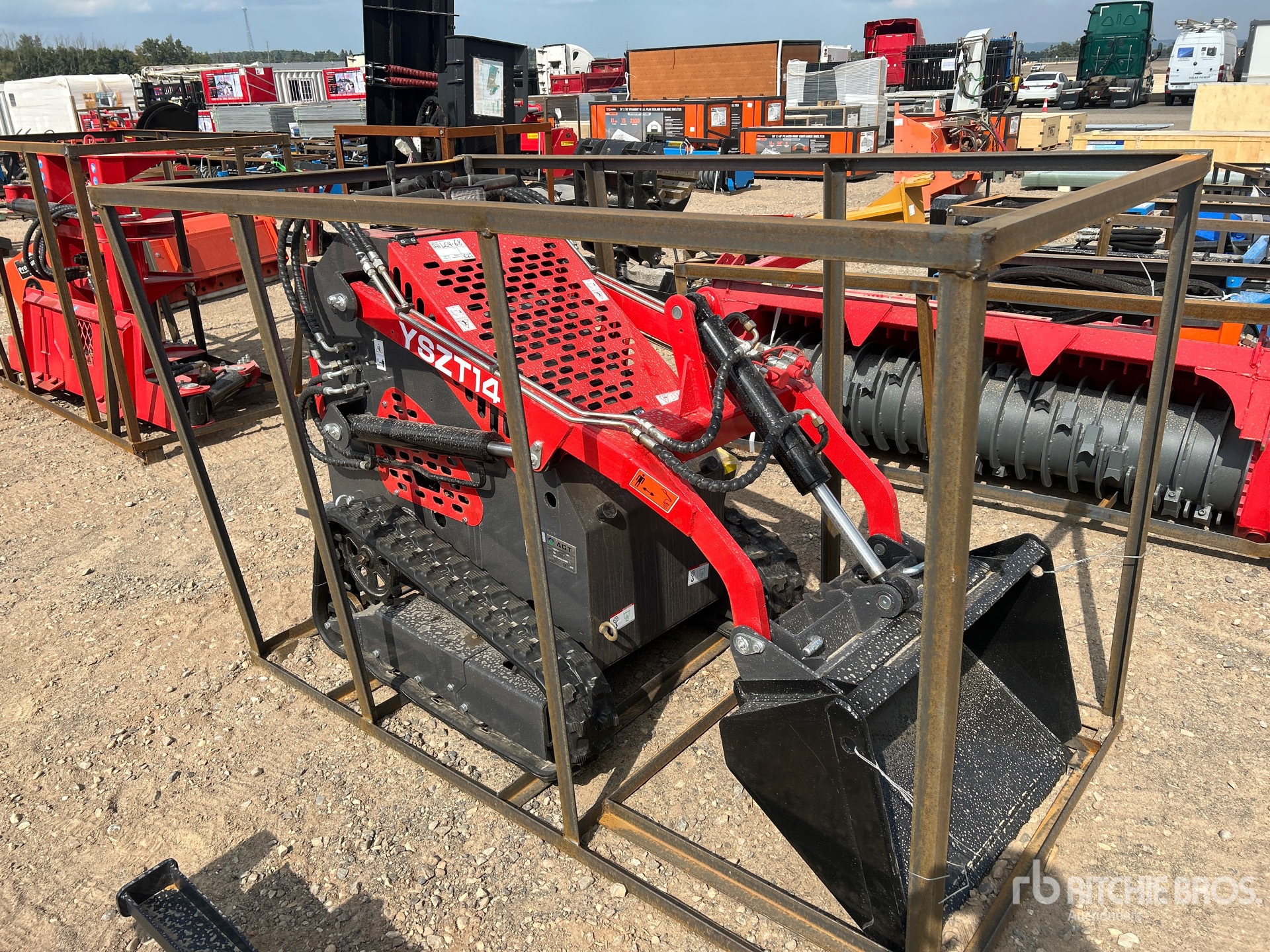 MINI CARGADOR SOBRE ORUGAS COMPACTO 2025 AGT YSZT14