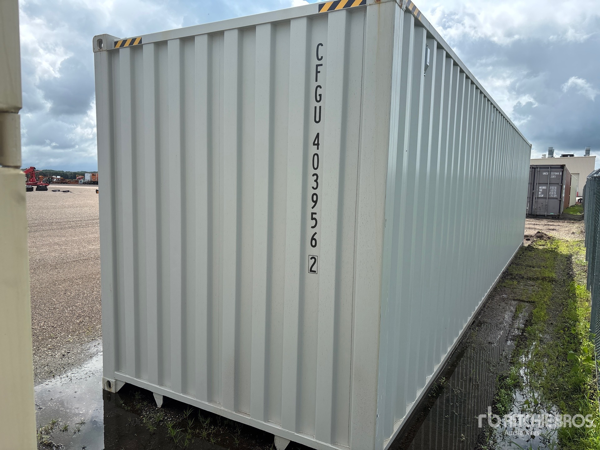 General Appearance with Picture, Right Rear Corner