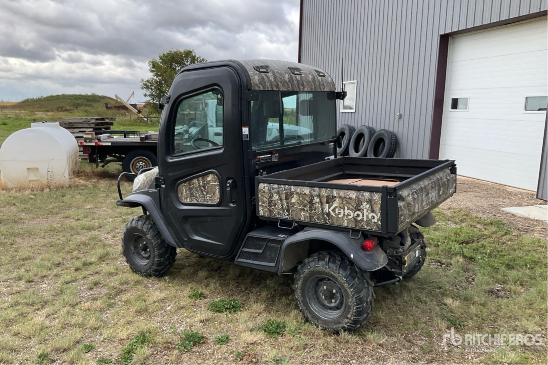 General Appearance with Picture, Left Rear Corner