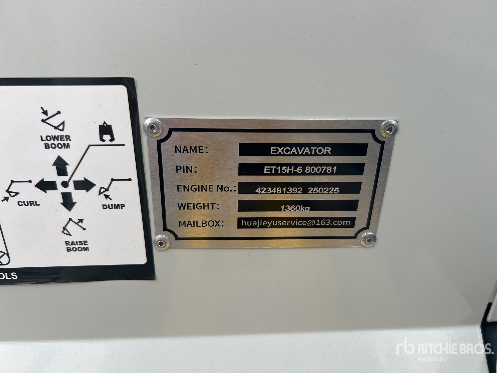General Appearance with Numéro de série/Numéro d'identification du véhicule automobile