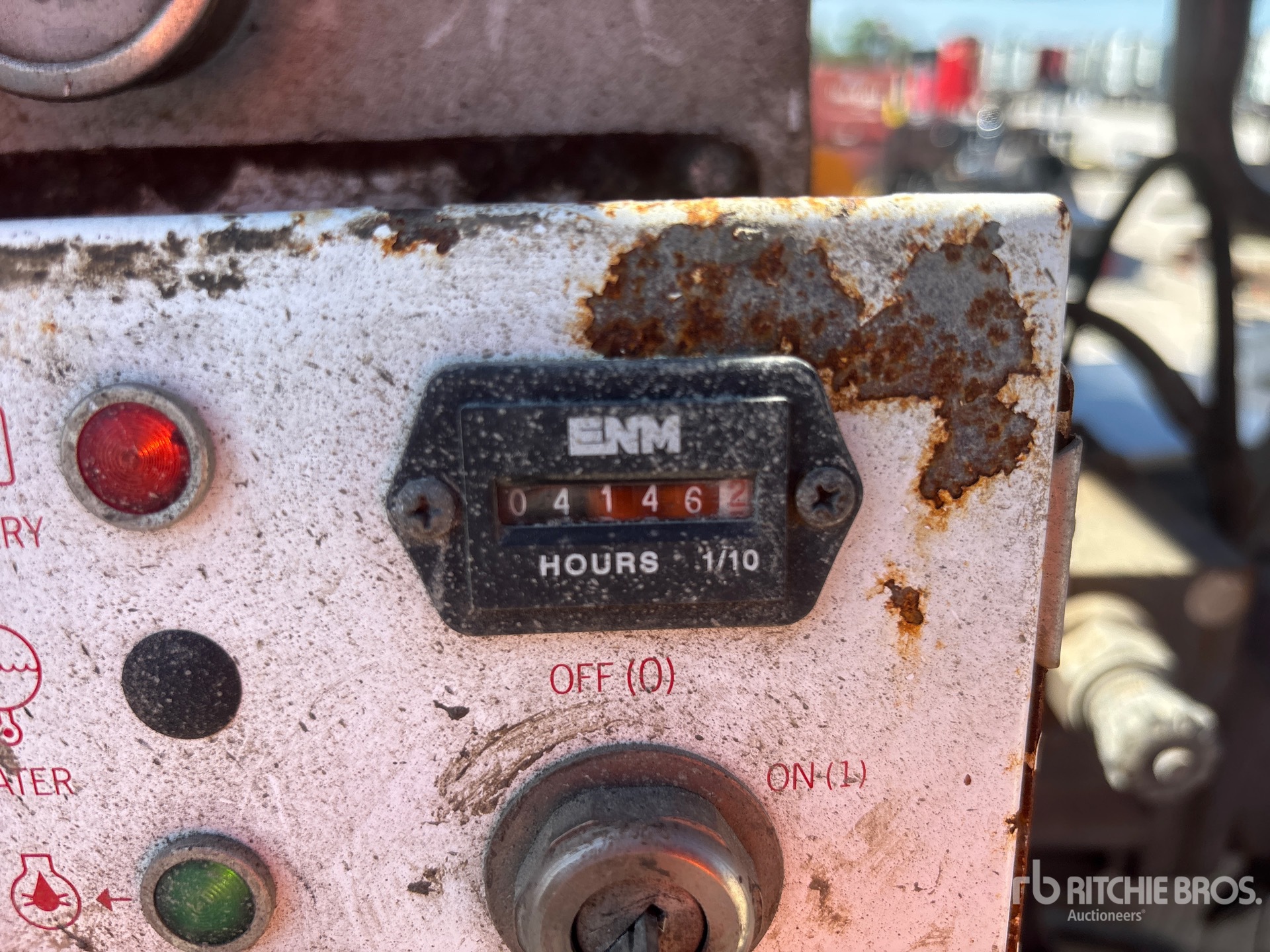 General Appearance with Hour Meter / Odometer