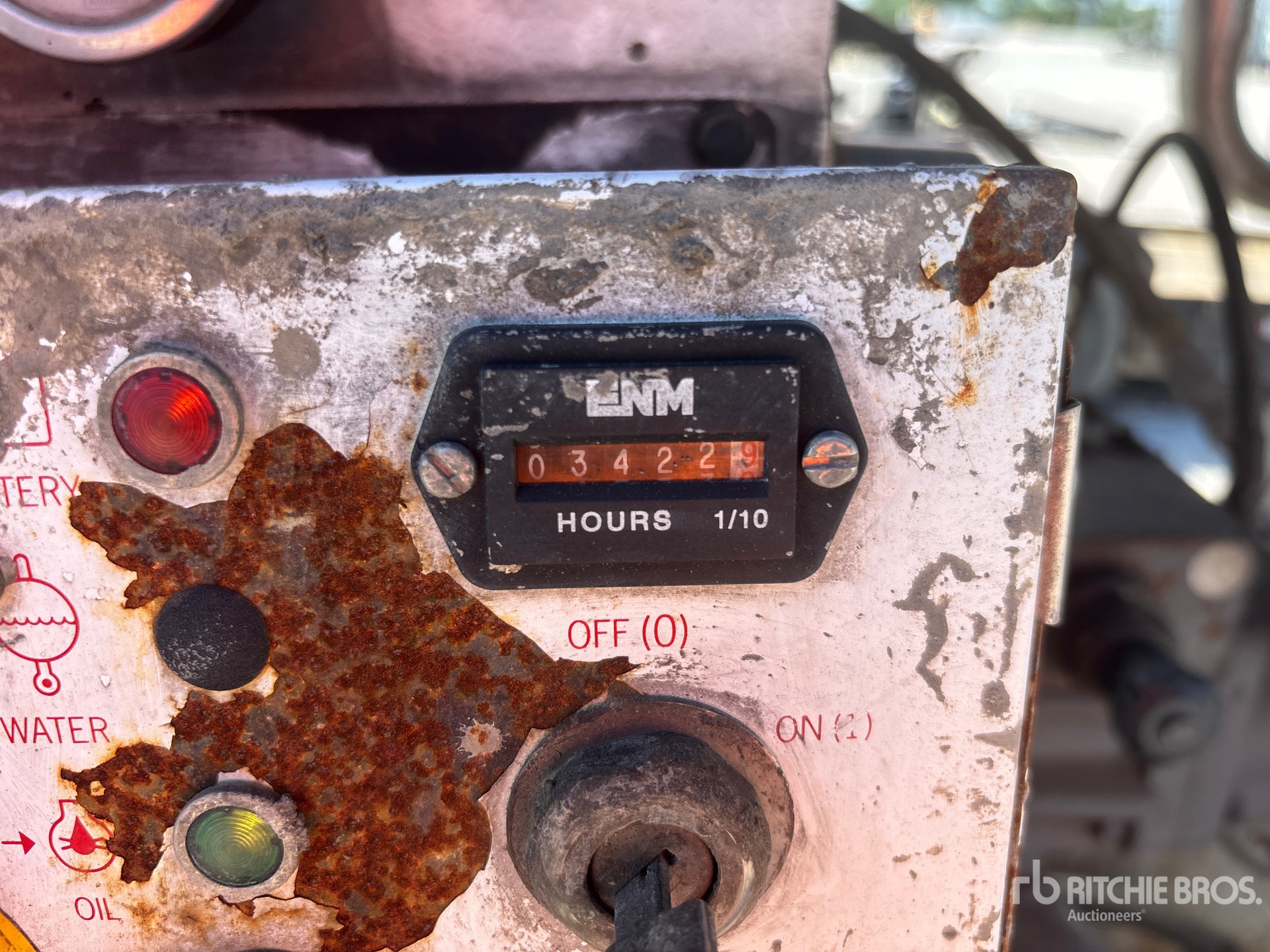 General Appearance with Hour Meter / Odometer
