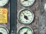 Cab with Oil Pressure