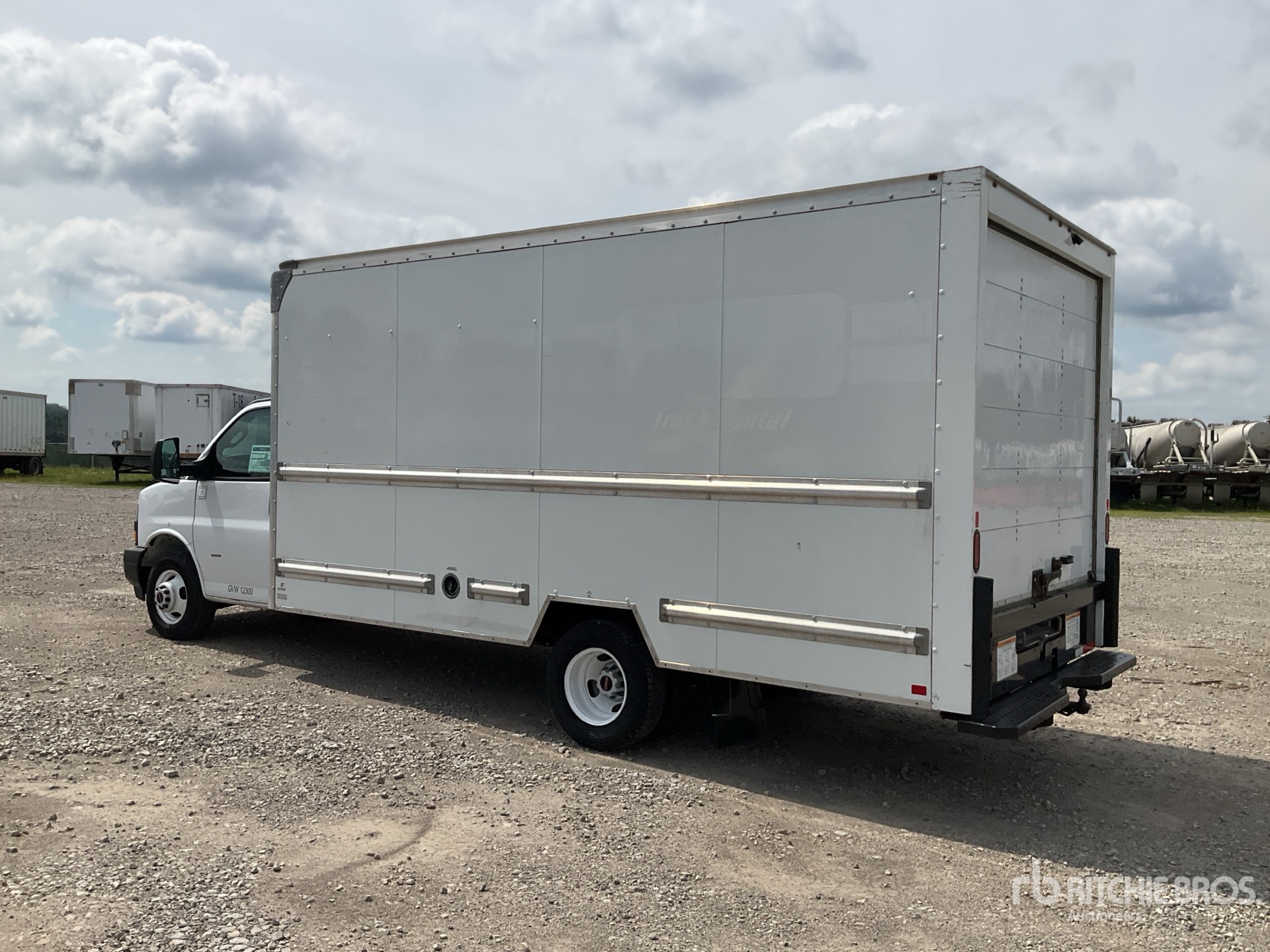 General Appearance with Picture, Left Rear Corner
