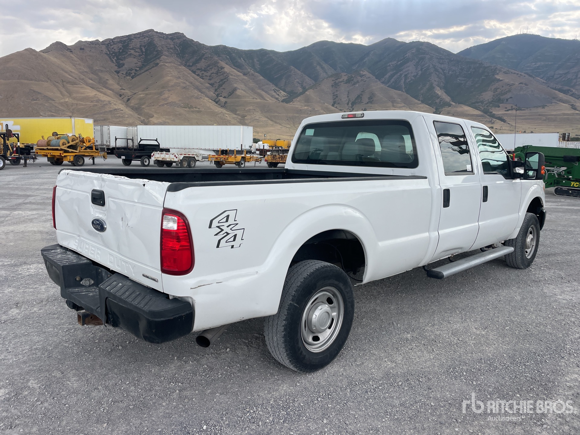 General Appearance with Picture, Right Rear Corner