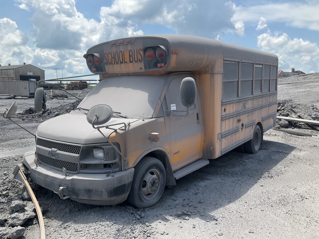 2007 Chevrolet G3500 4x2 20-Seat Mini Bus (Inoperable)