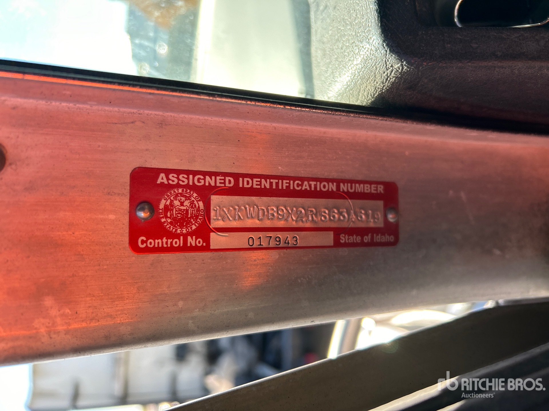 General Appearance with Seriennummer / FIN