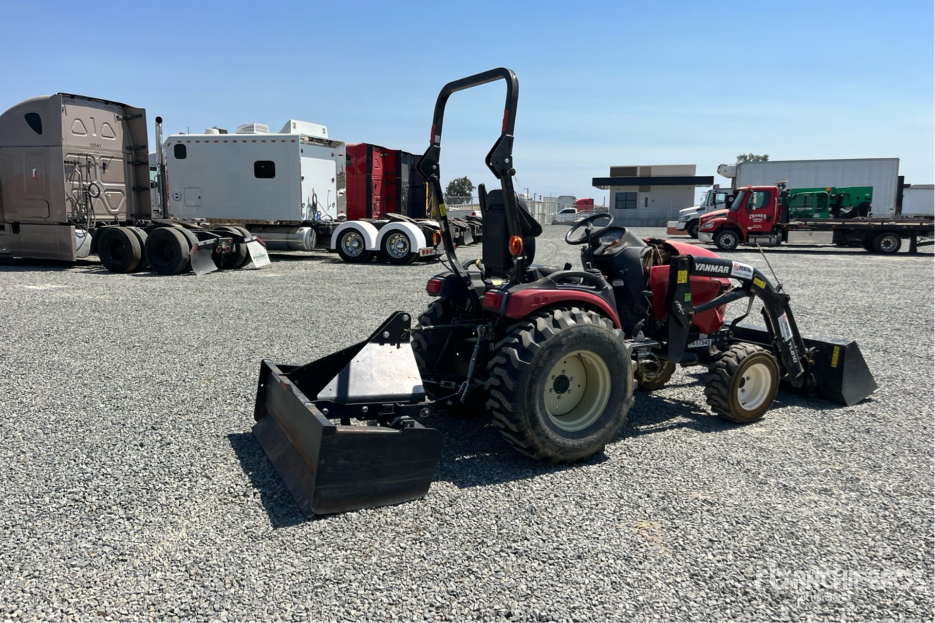 General Appearance with Picture, Right Rear Corner