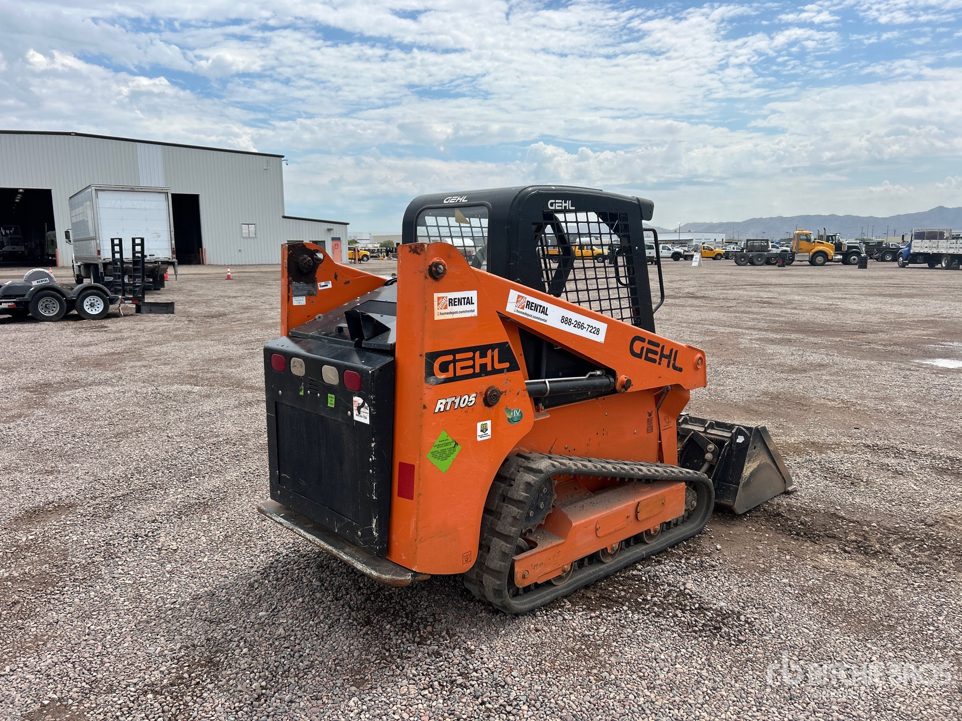 General Appearance with Picture, Right Rear Corner