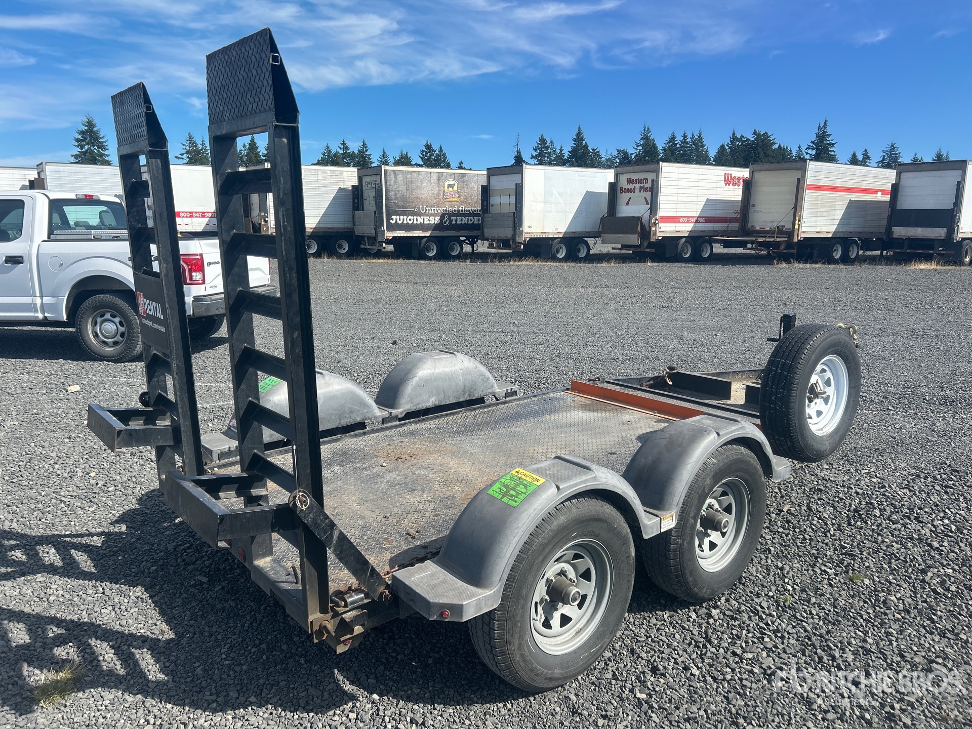 General Appearance with Picture, Right Rear Corner