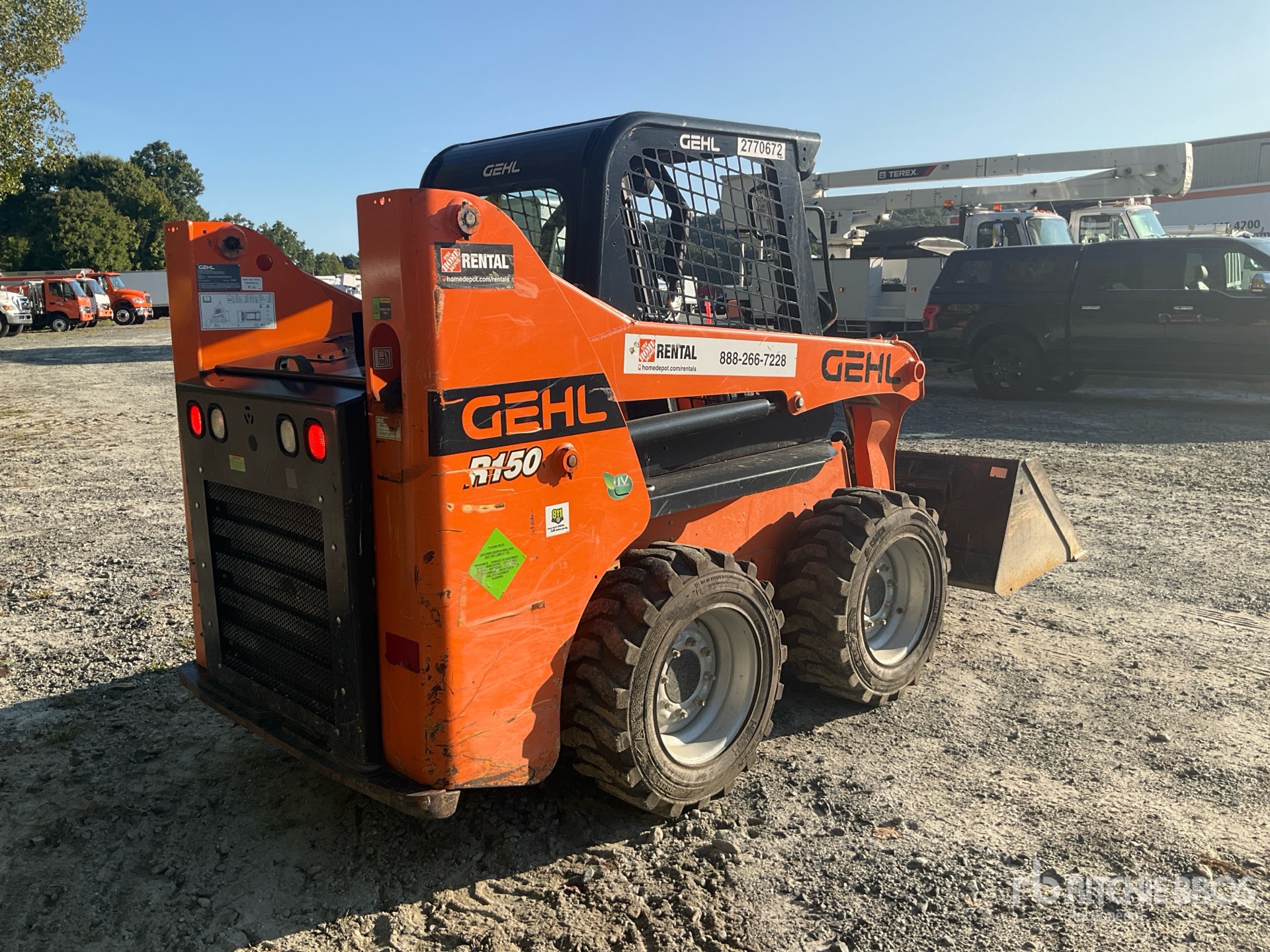General Appearance with Picture, Right Rear Corner