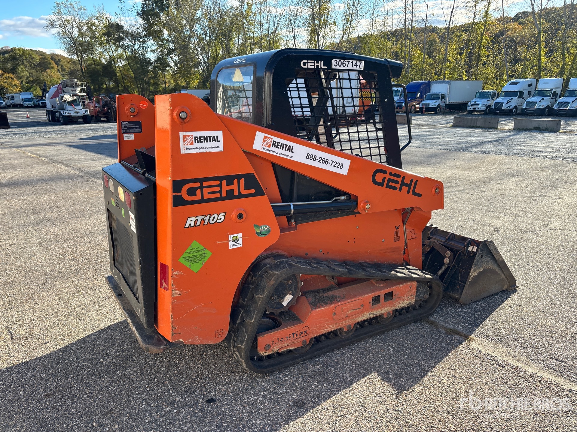 General Appearance with Picture, Right Rear Corner