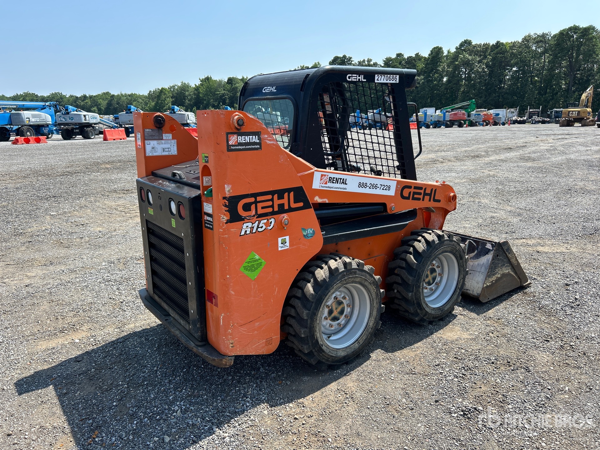 General Appearance with Picture, Right Rear Corner