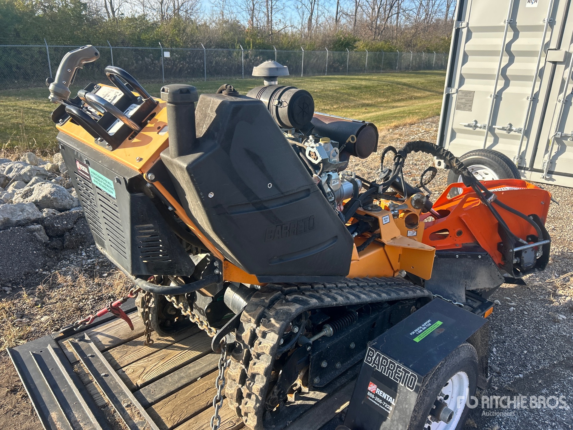 General Appearance with Picture, Right Rear Corner