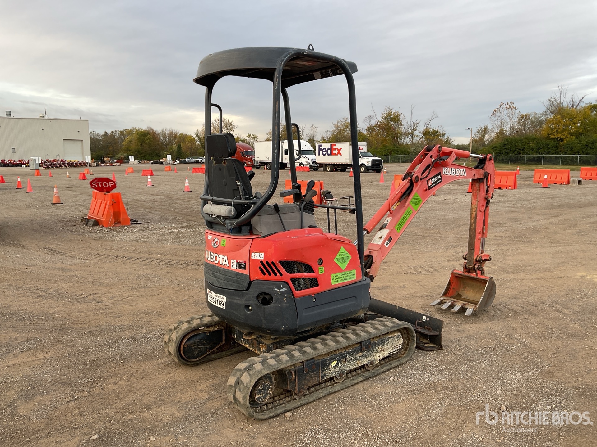 General Appearance with Picture, Right Rear Corner