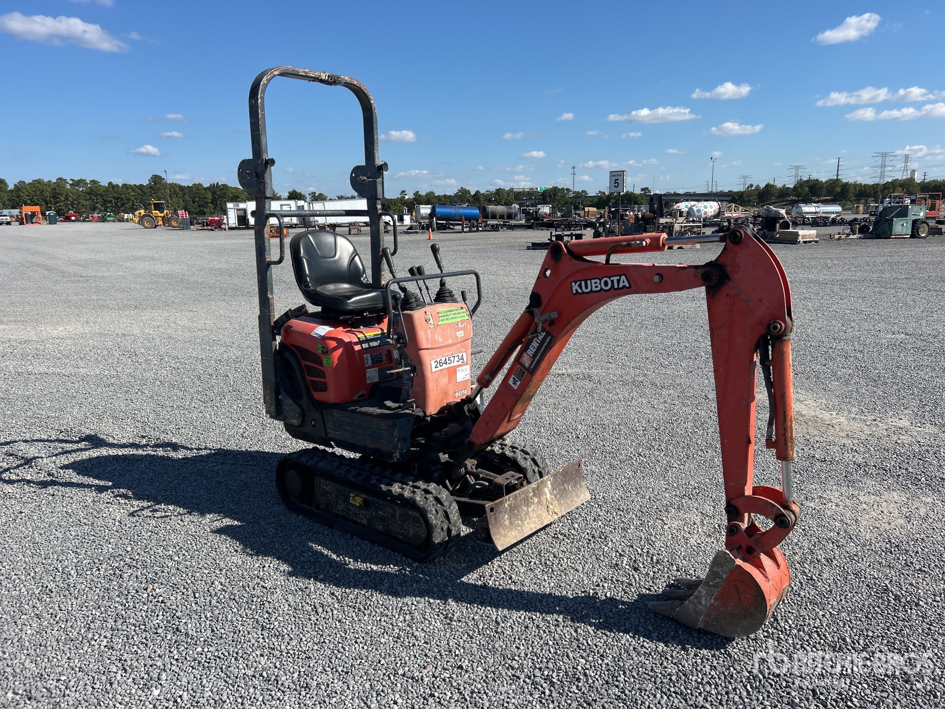 General Appearance with Picture, Right Front Corner