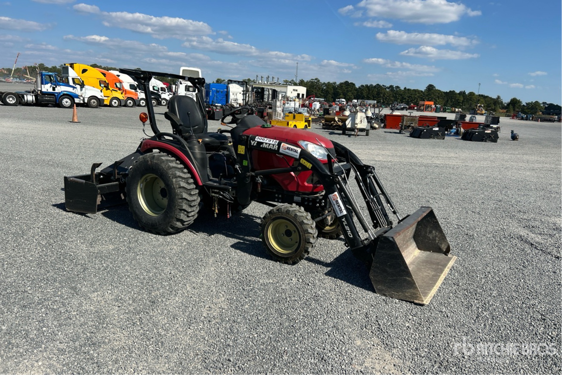 General Appearance with Picture, Right Front Corner