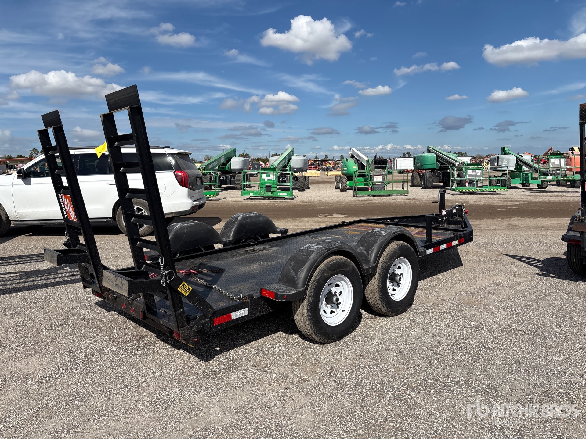 General Appearance with Bild, Ecke hinten rechts