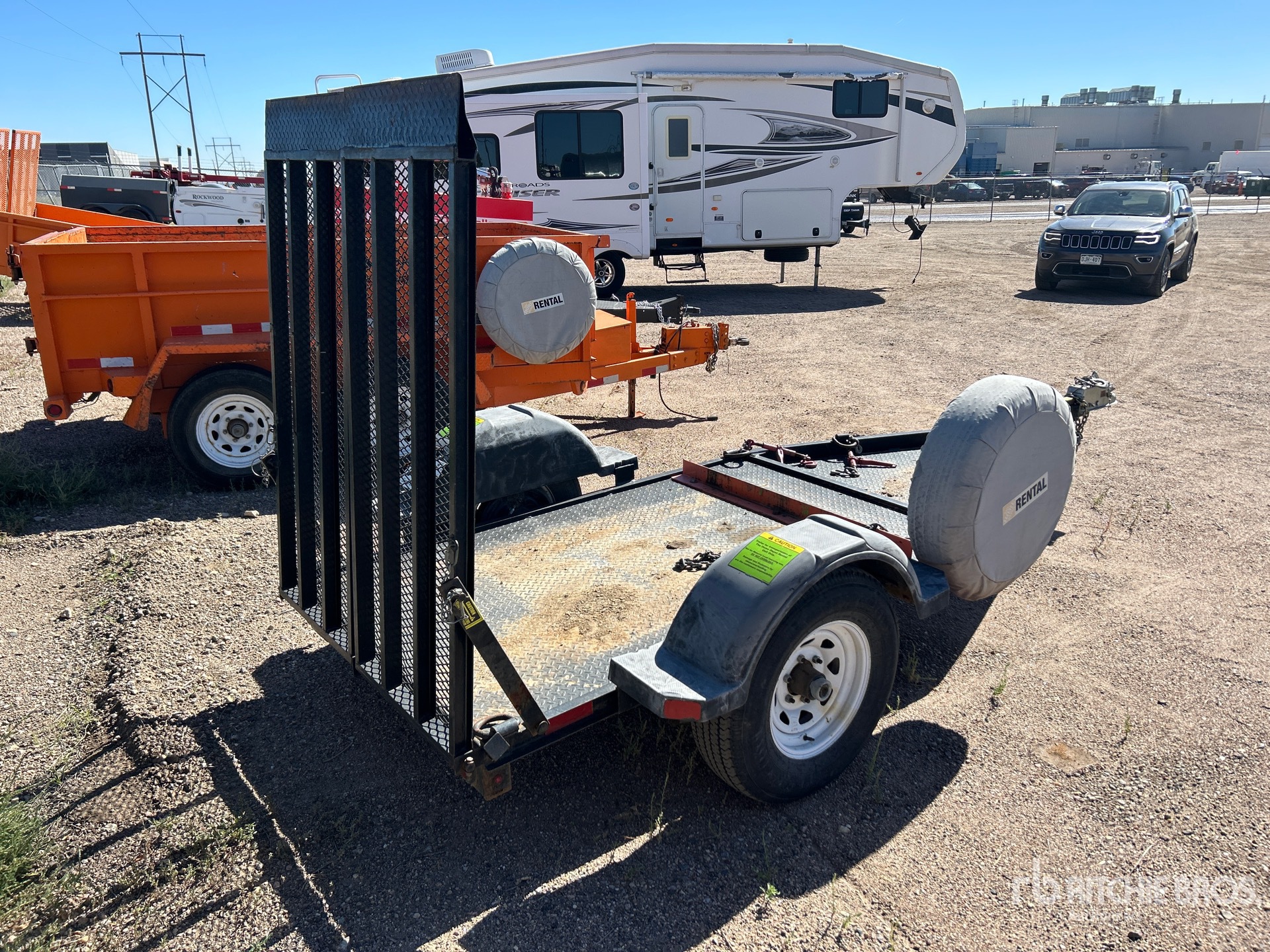 General Appearance with Picture, Right Rear Corner