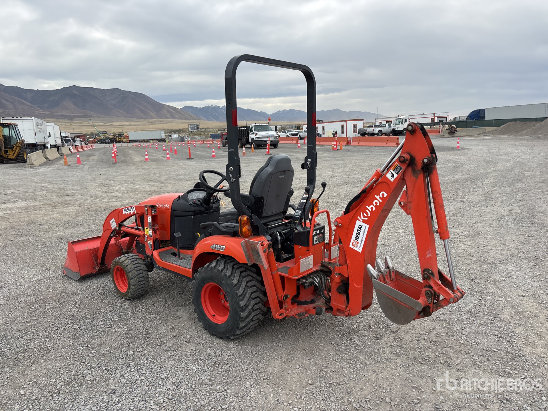 General Appearance with Bild, Ecke hinten links