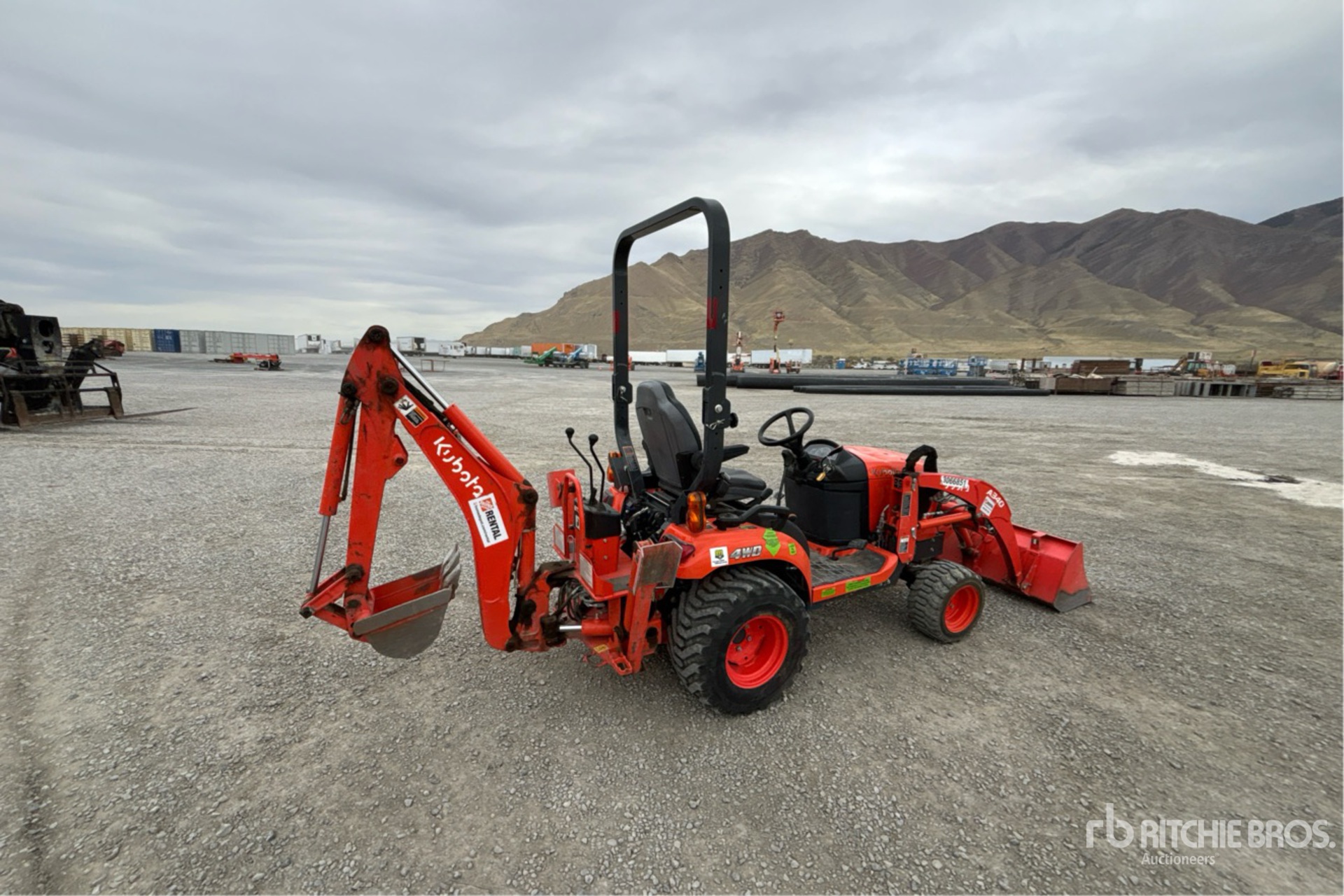 General Appearance with Foto, angolo anteriore sinistro