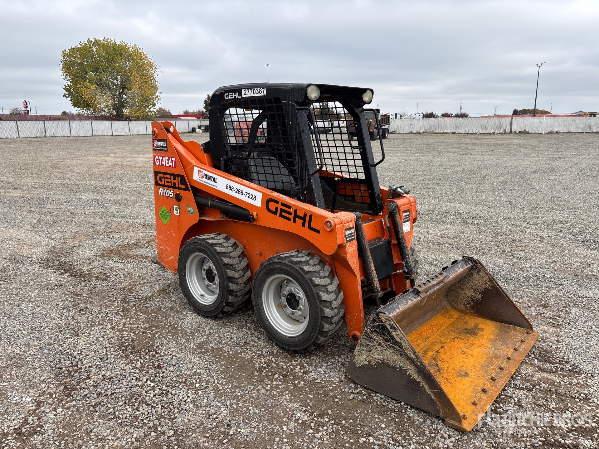 General Appearance with Picture, Right Front Corner