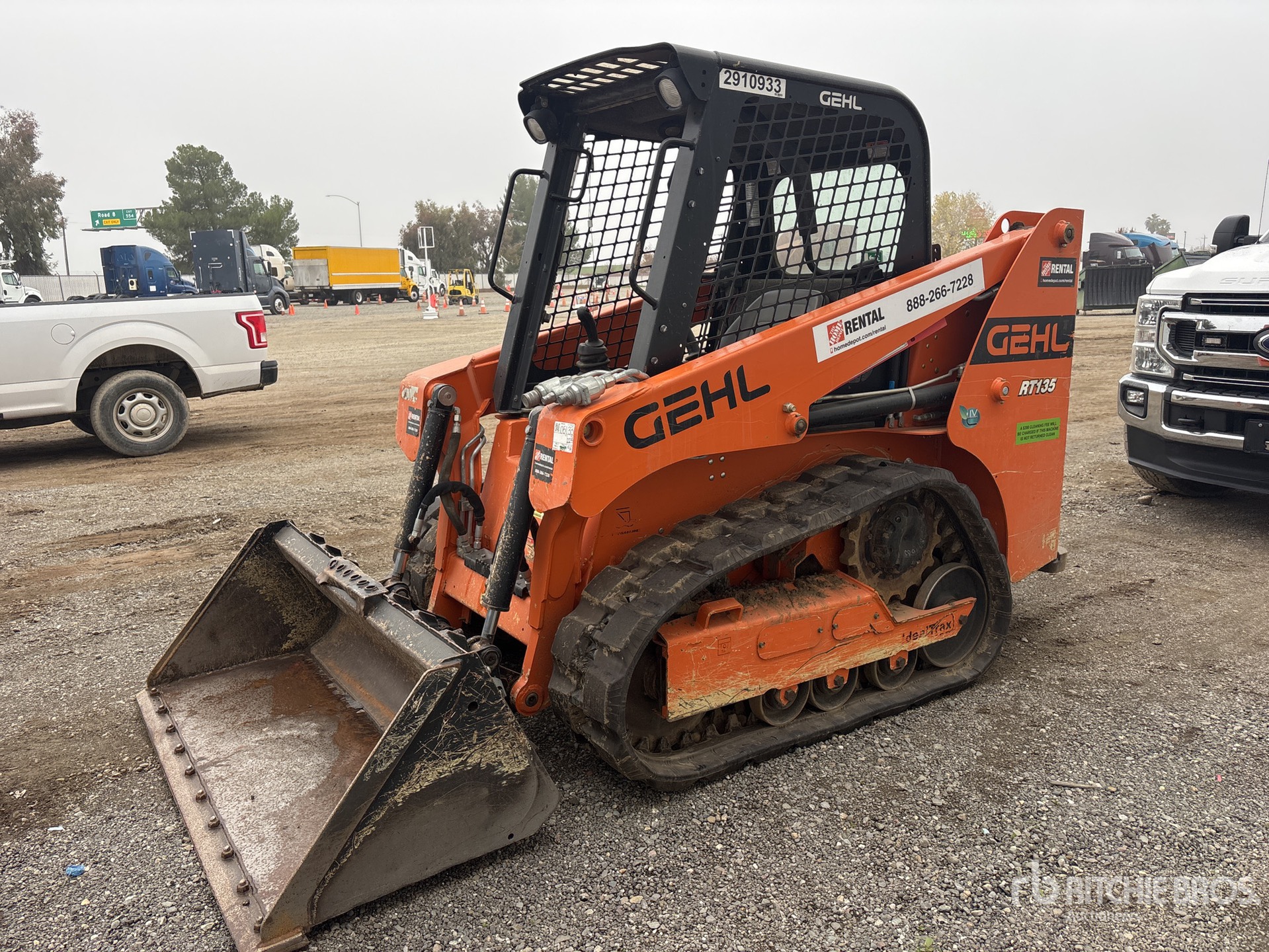 General Appearance with Picture, Left Front Corner