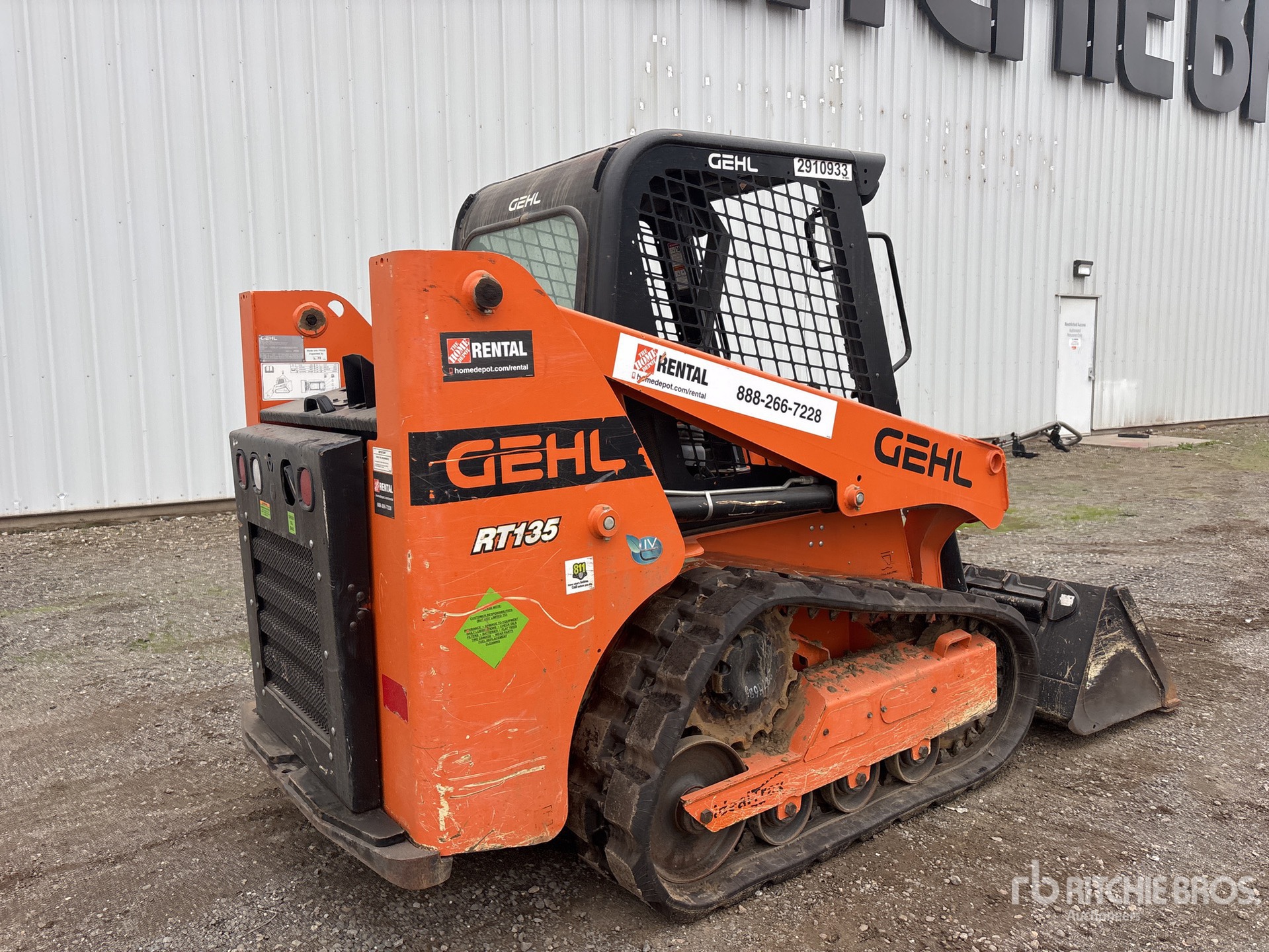 General Appearance with Picture, Right Rear Corner