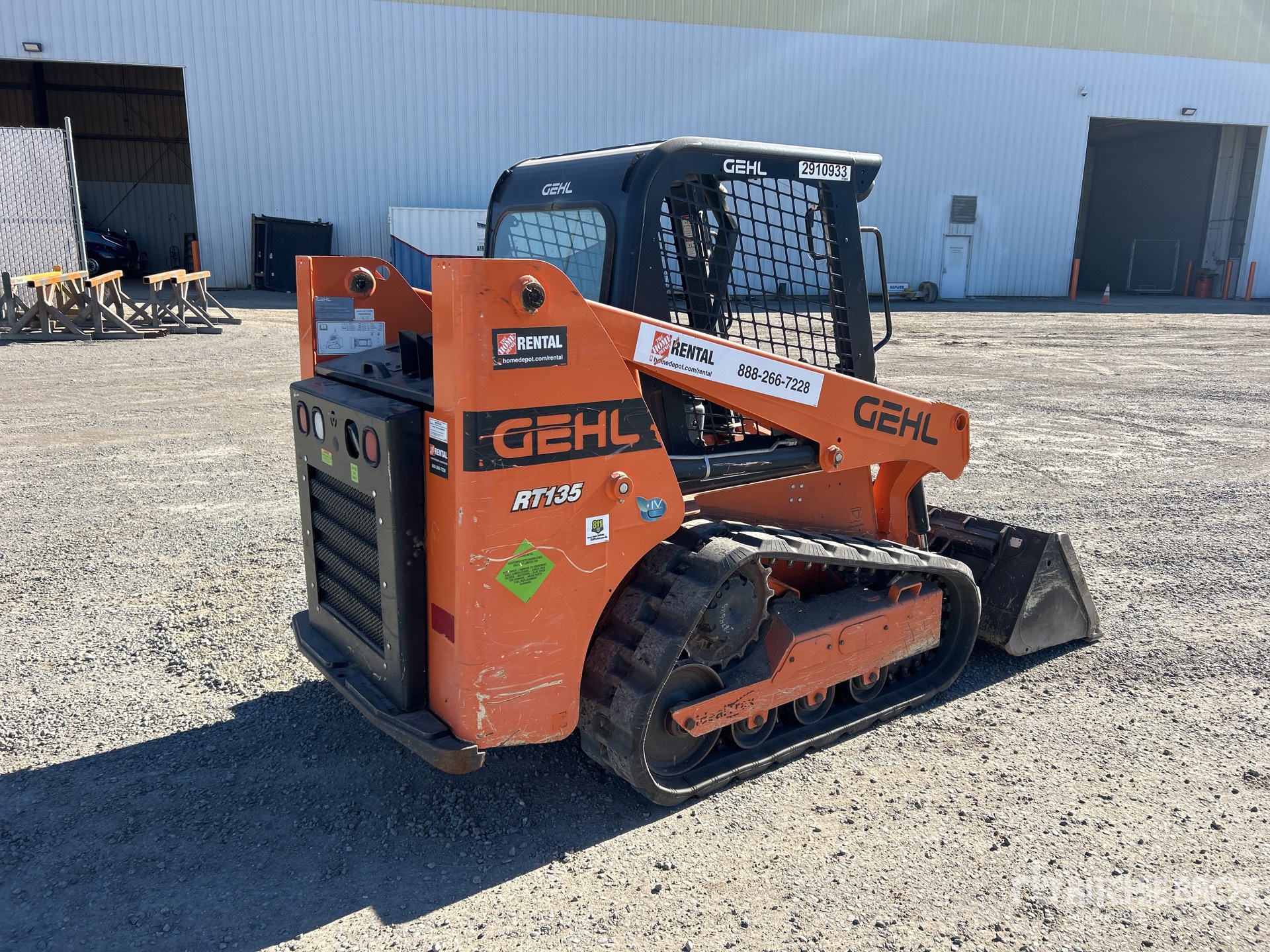 Aspect général with Image, coin arrière droit