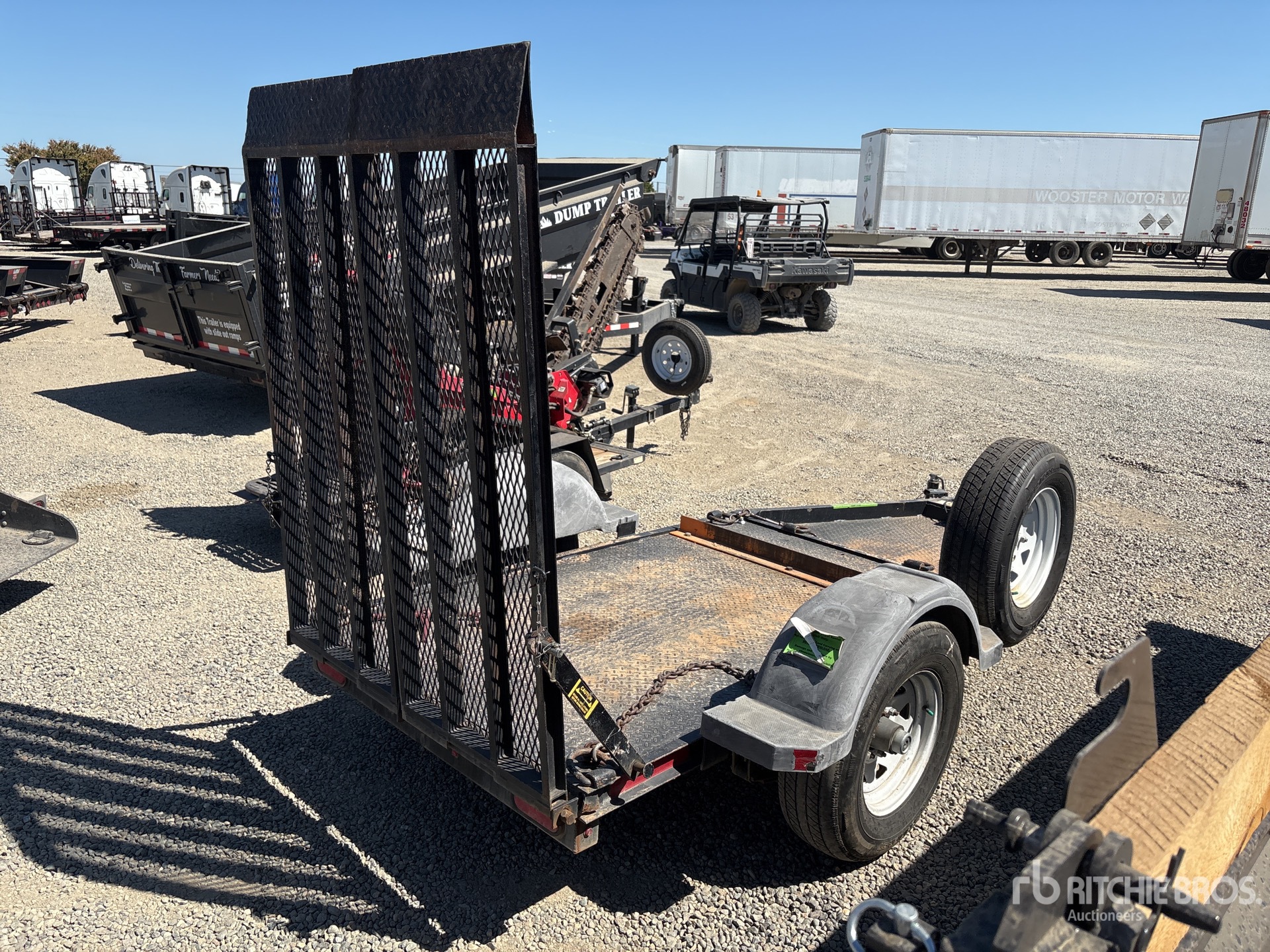 General Appearance with Picture, Right Rear Corner