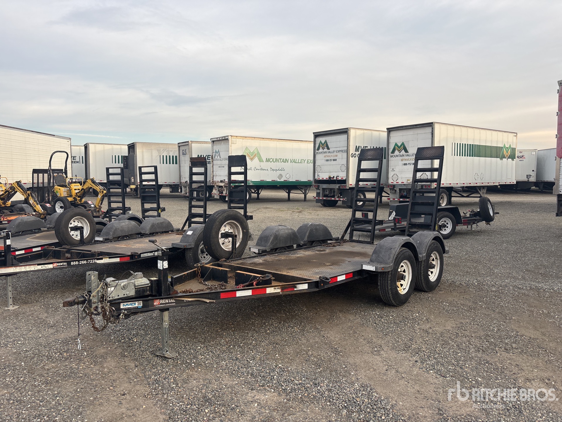 General Appearance with Featured Photo