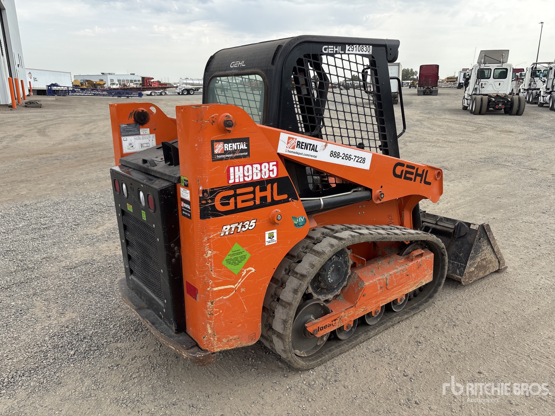 General Appearance with Picture, Right Rear Corner