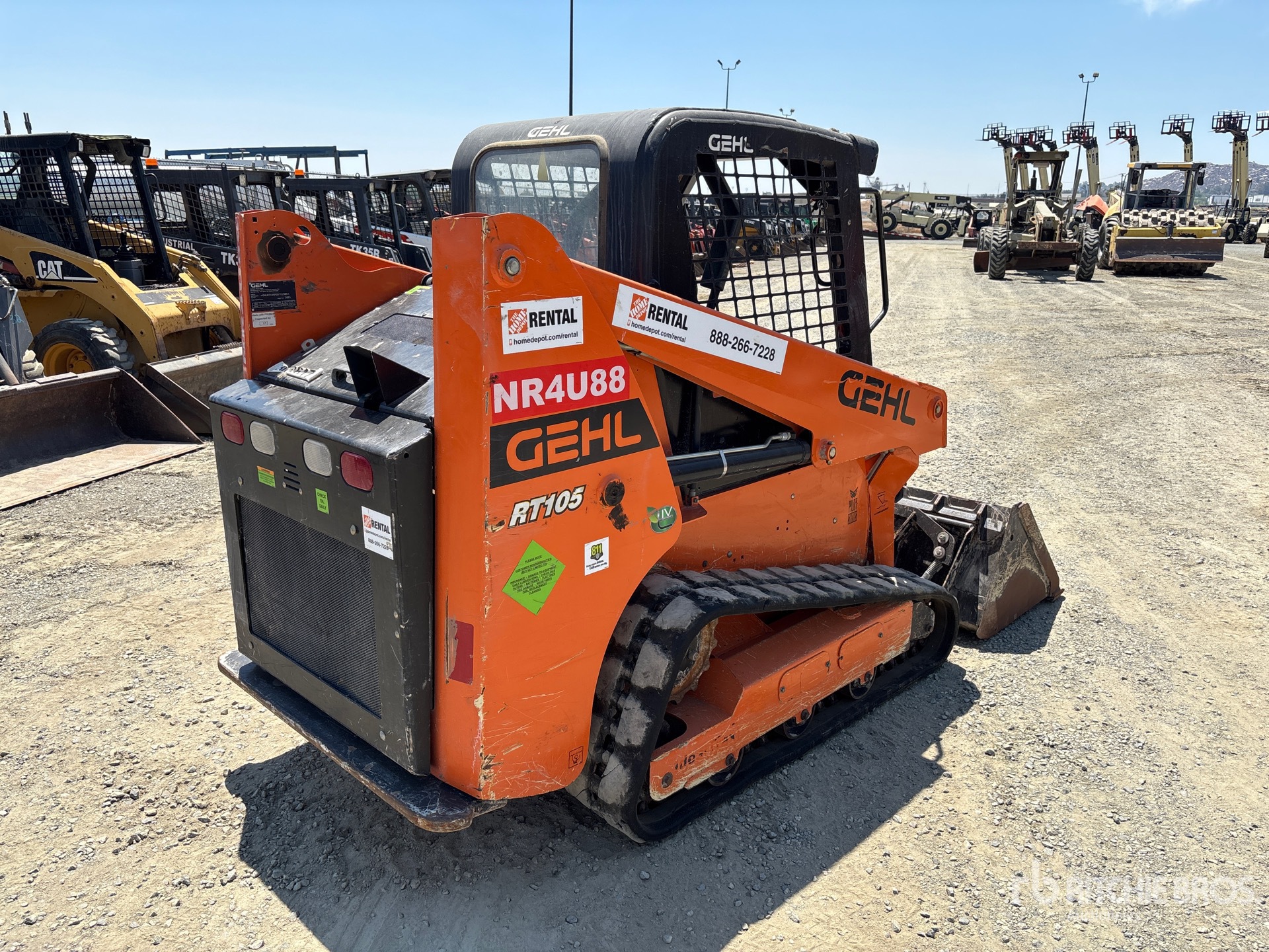 General Appearance with Picture, Right Rear Corner