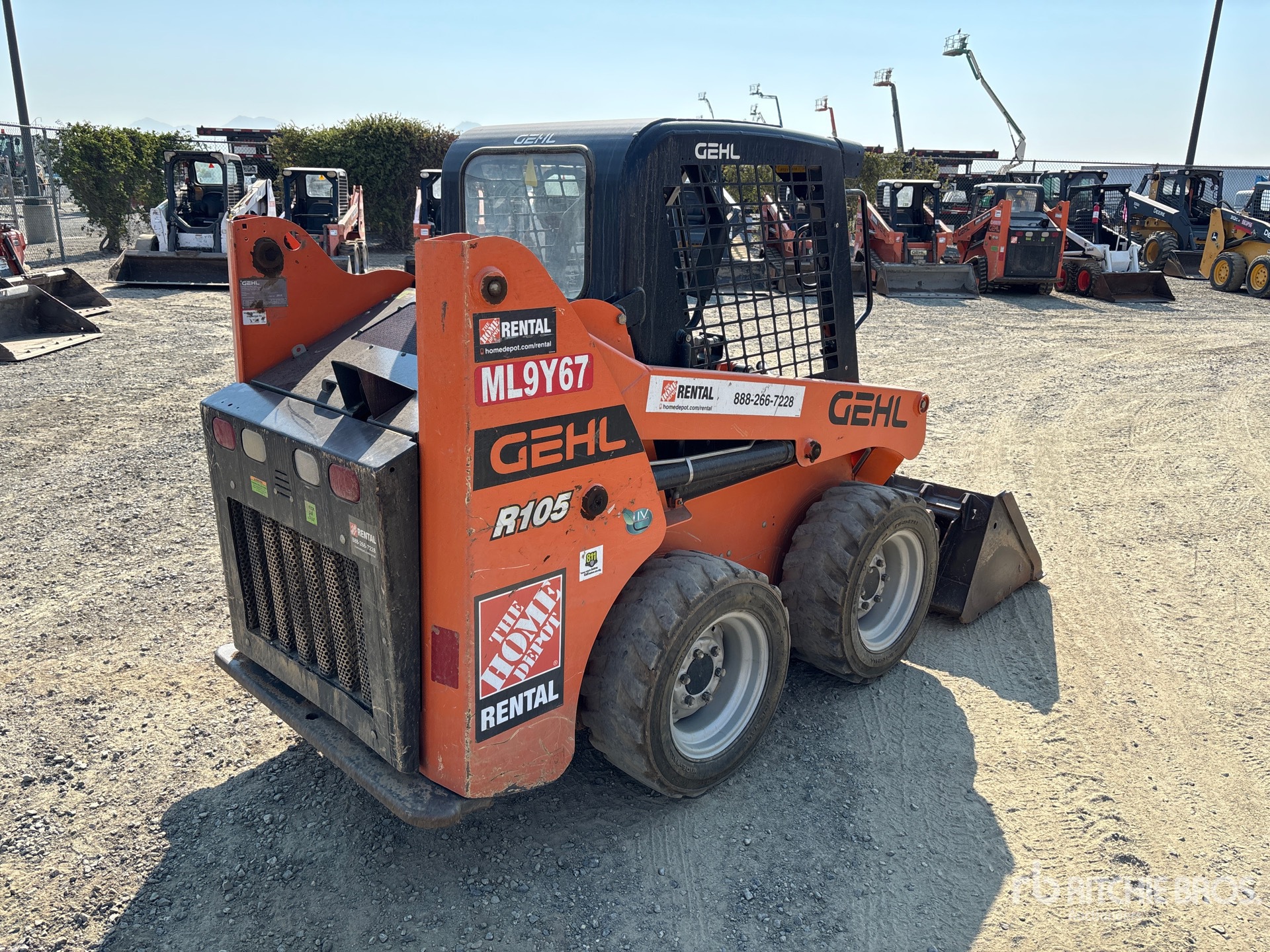 General Appearance with Picture, Right Rear Corner
