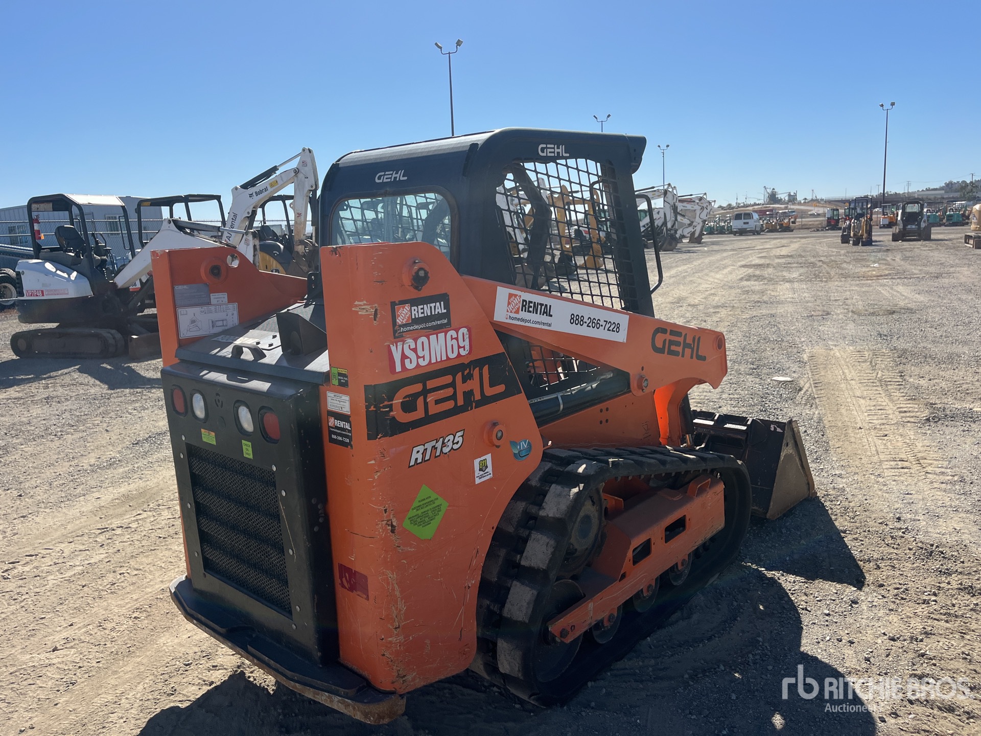 Aspect général with Image, coin arrière droit