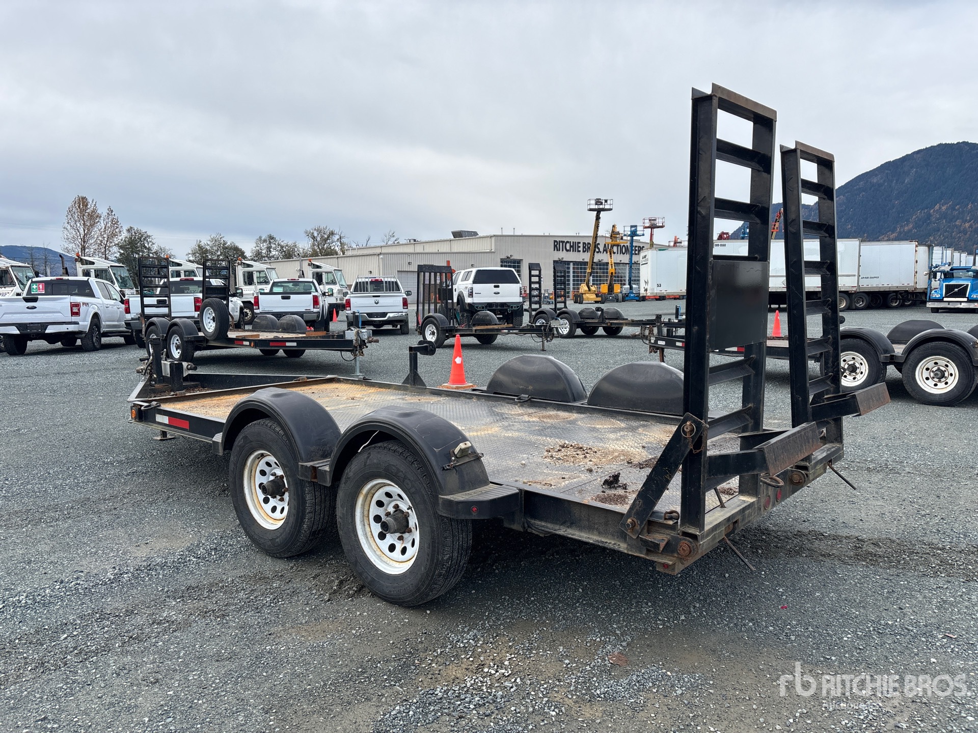 General Appearance with Imagen: esquina trasera izquierda