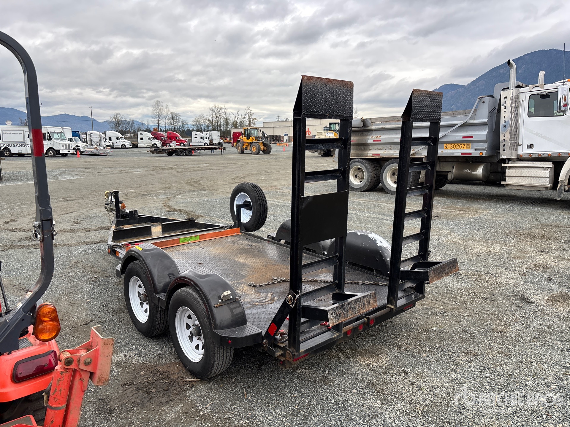 General Appearance with Picture, Left Rear Corner